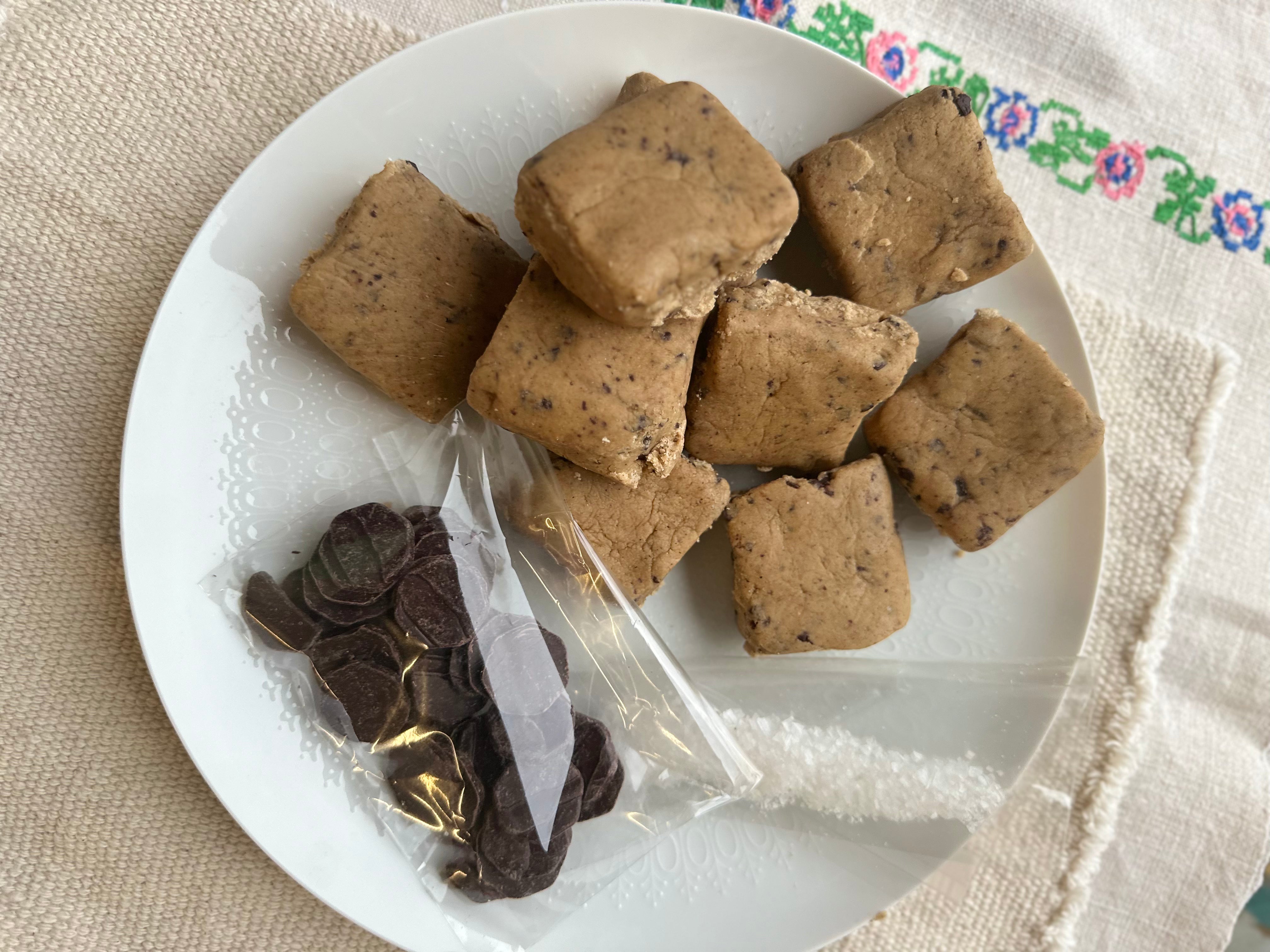 Frieda Loves Bread: Frozen Cookie Dough: A Great Gift!